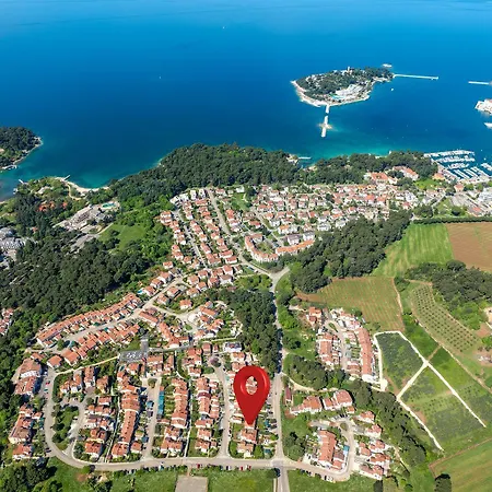 Apartment Exquisites Mit Eigener Galerie, Babybett, Waschmaschine Und Nur 700 Meter Zum